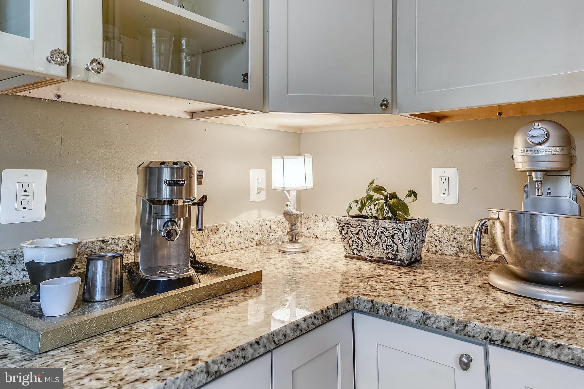 MURRAY HILL - Residential