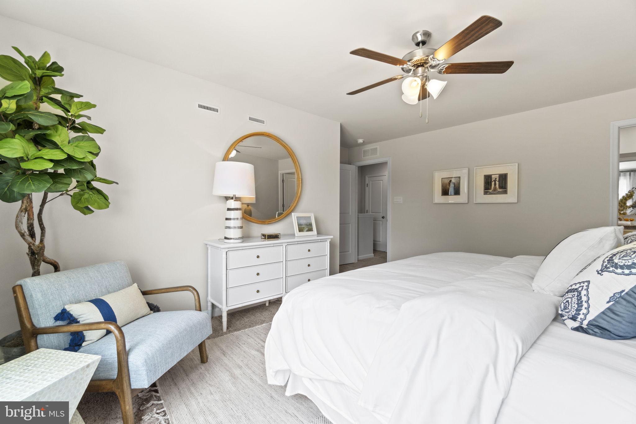 LADYSMITH VILLAGE - Residential