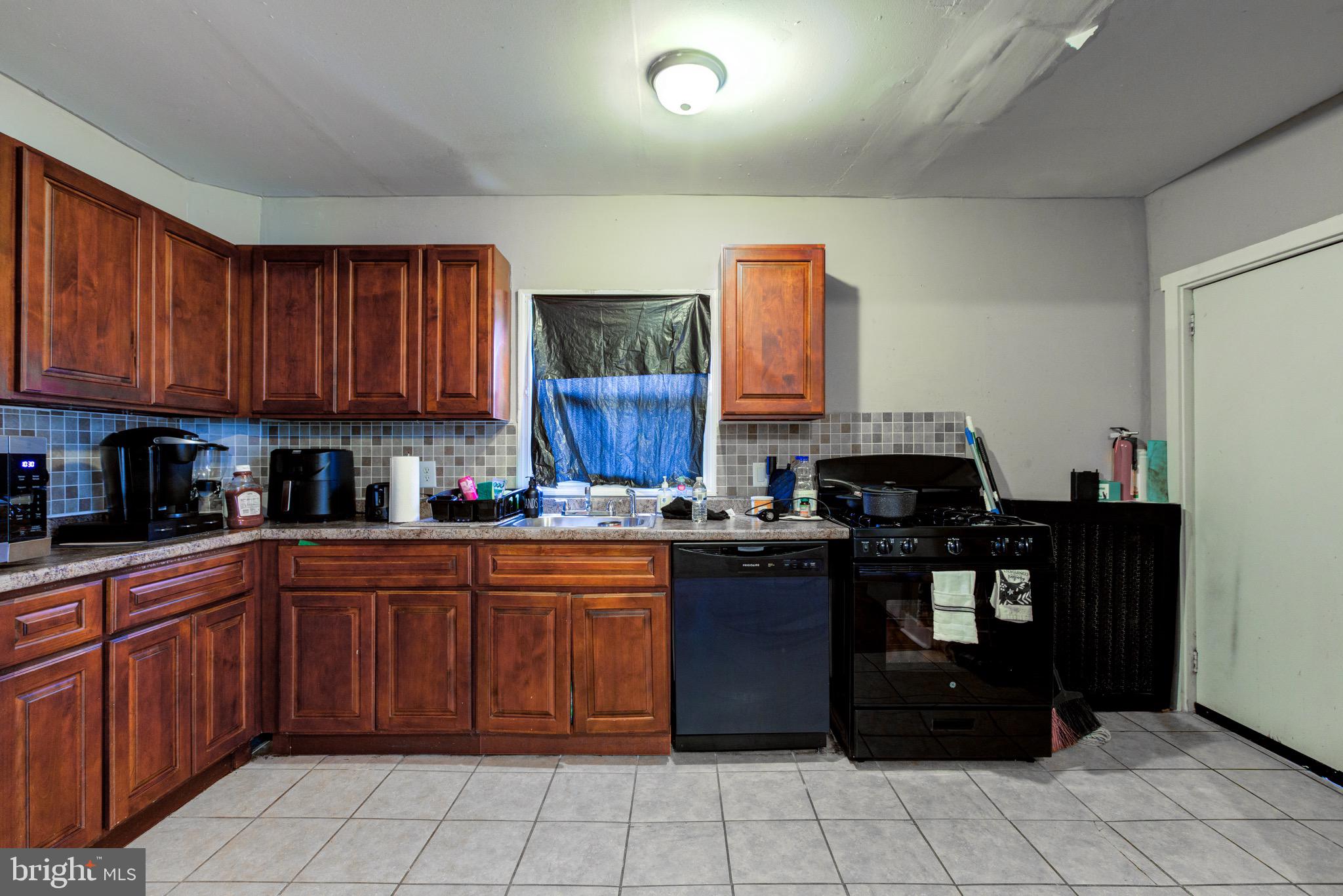 COBBS CREEK - Residential