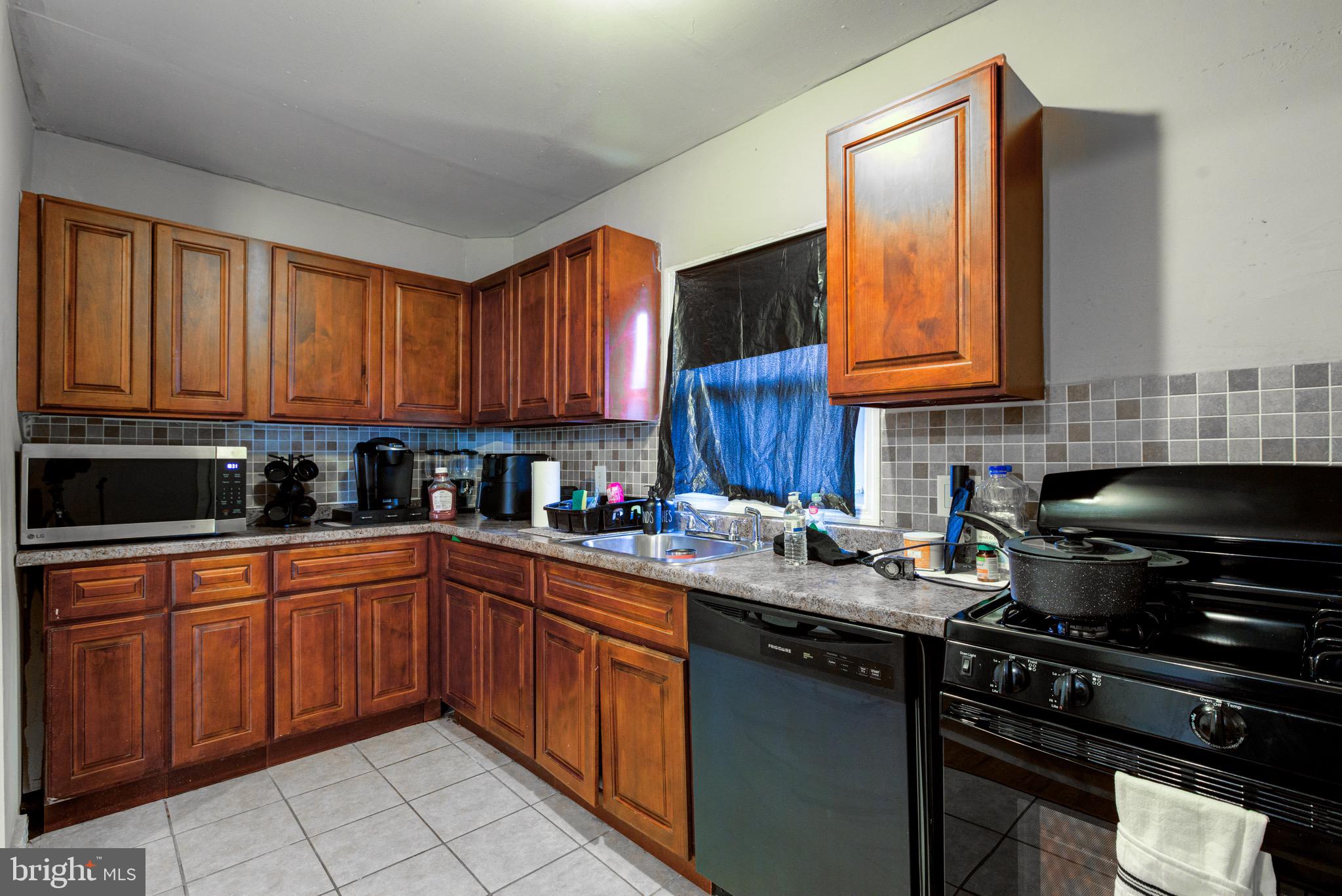 COBBS CREEK - Residential