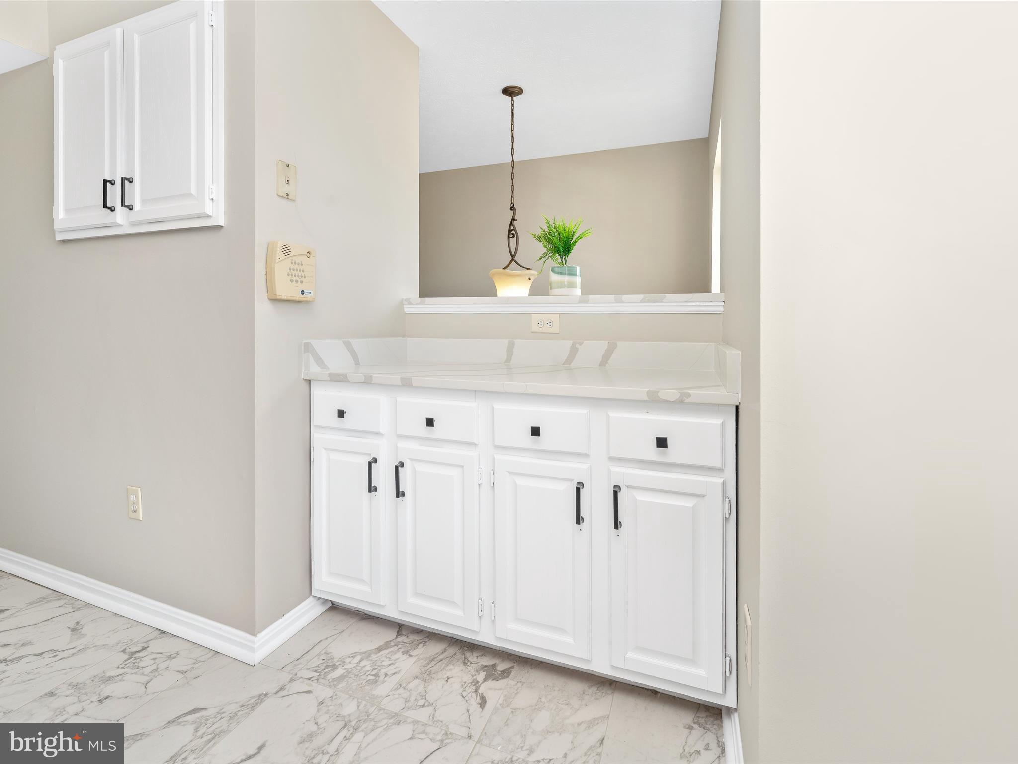 FURNACE HILLS - Residential