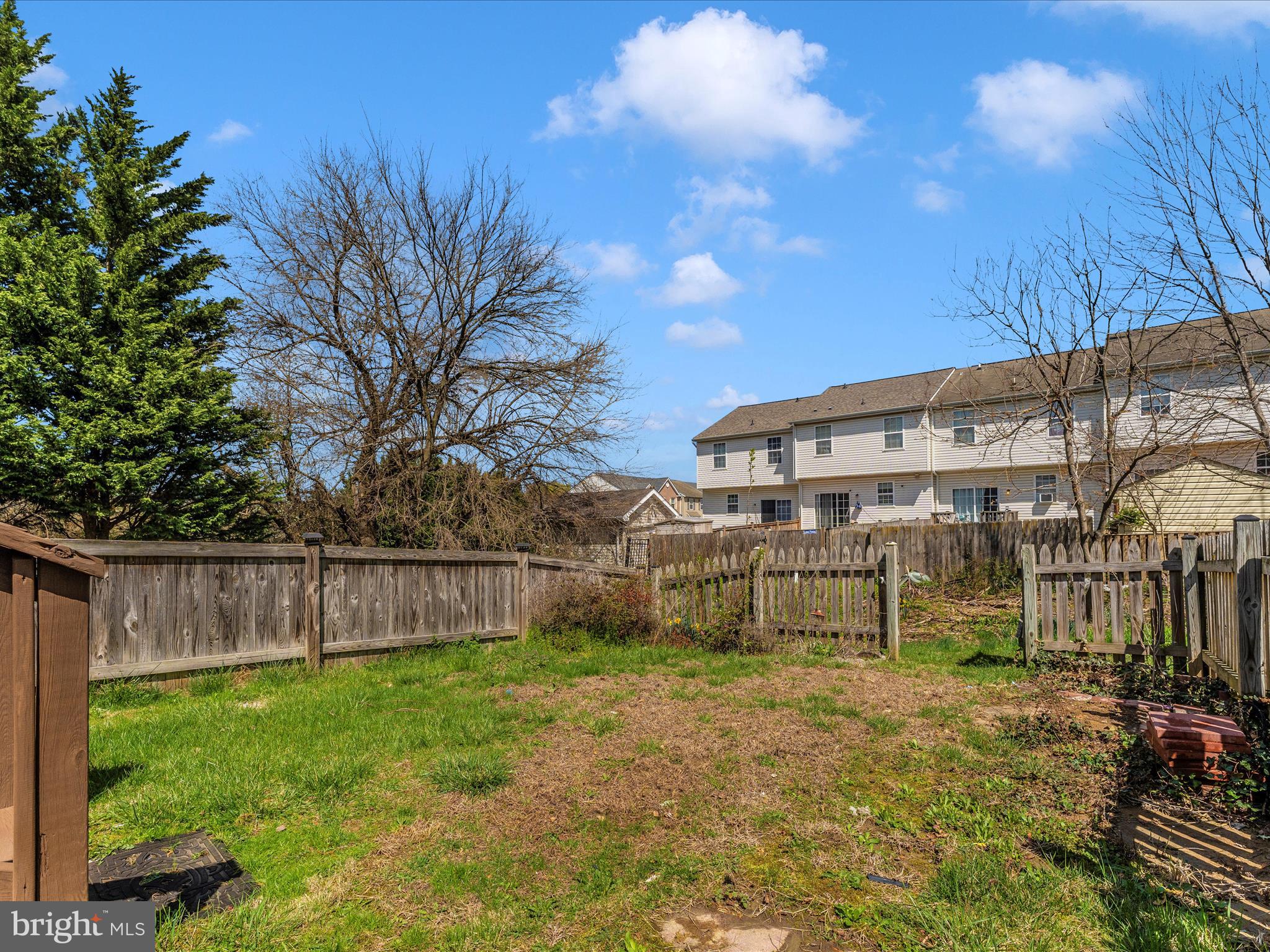 FURNACE HILLS - Residential