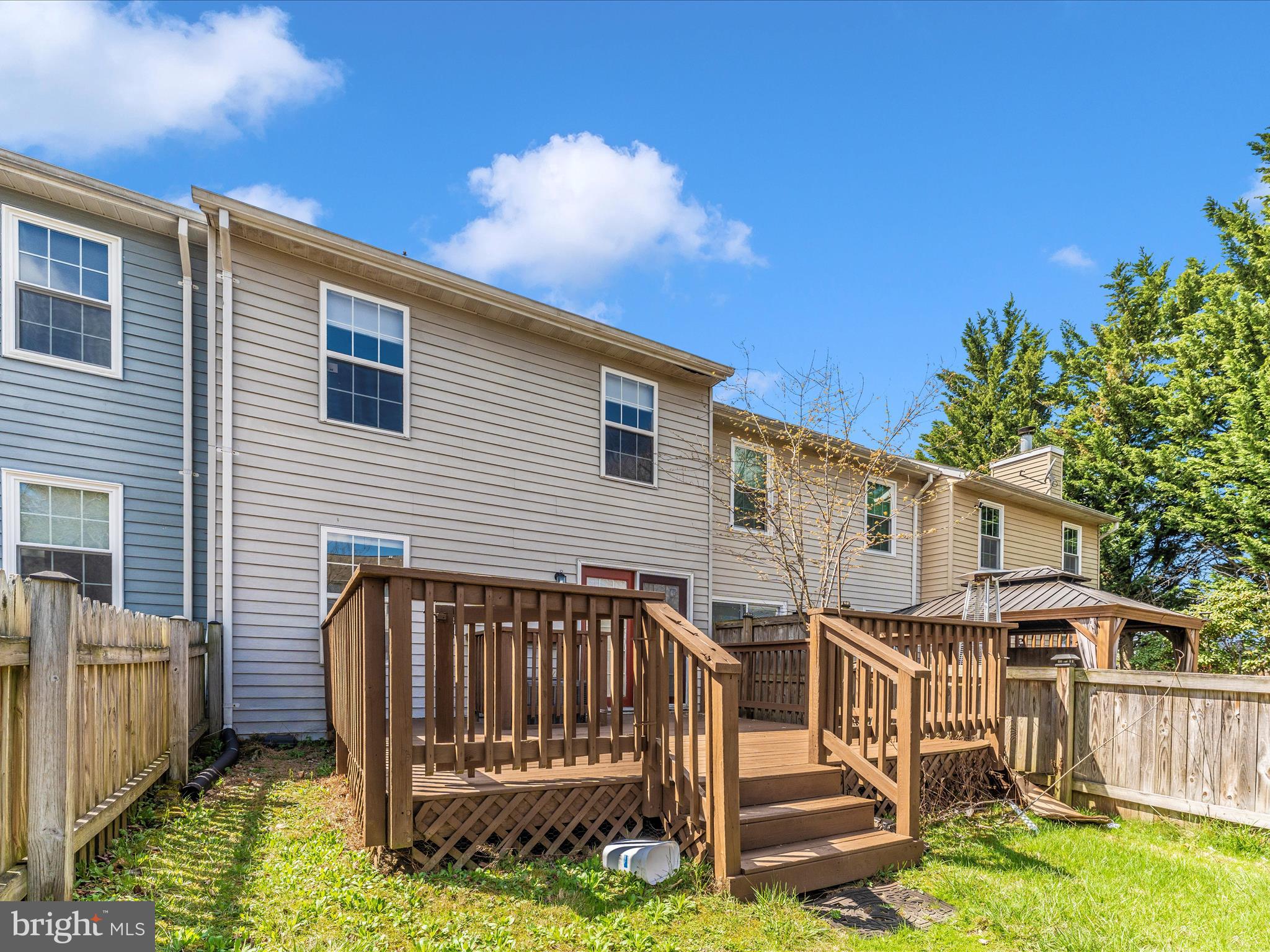 FURNACE HILLS - Residential