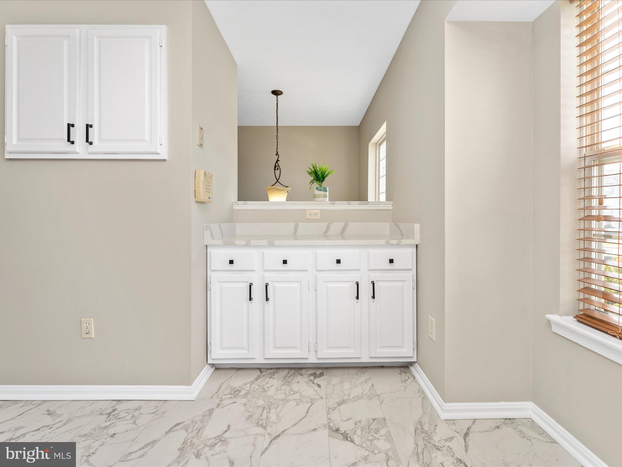 FURNACE HILLS - Residential