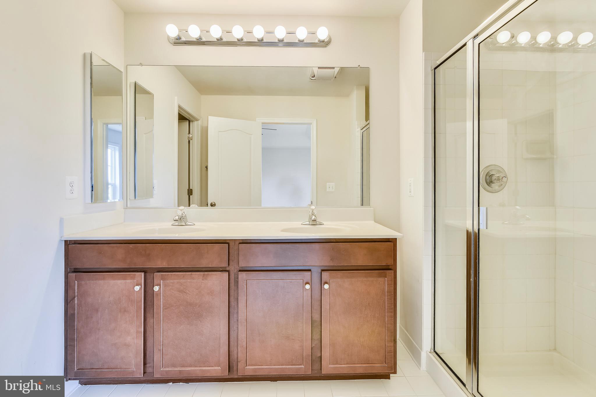 STONE RIDGE - Residential