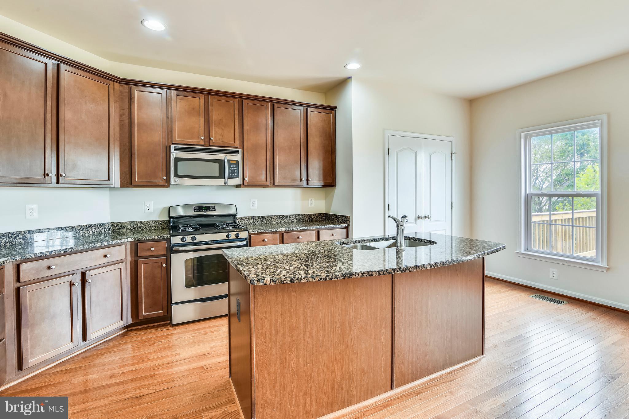 STONE RIDGE - Residential