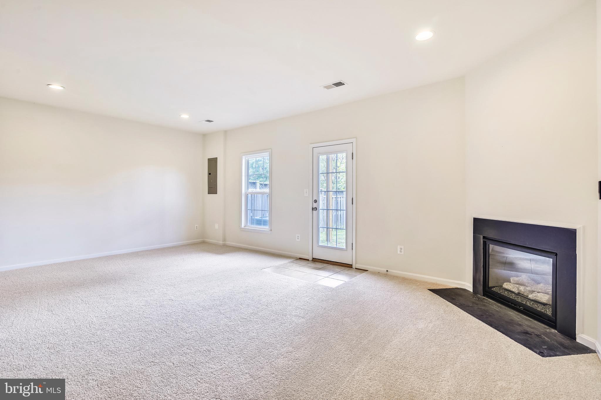 STONE RIDGE - Residential