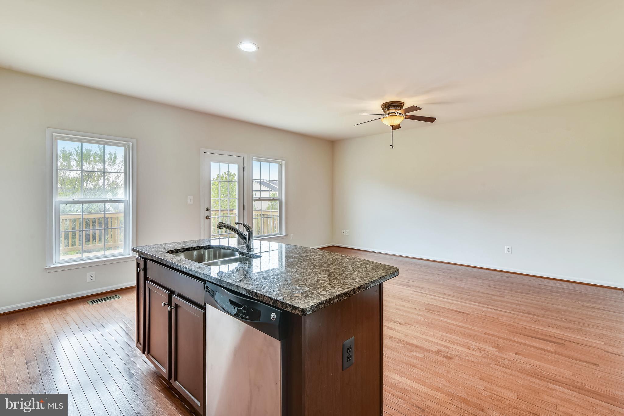 STONE RIDGE - Residential