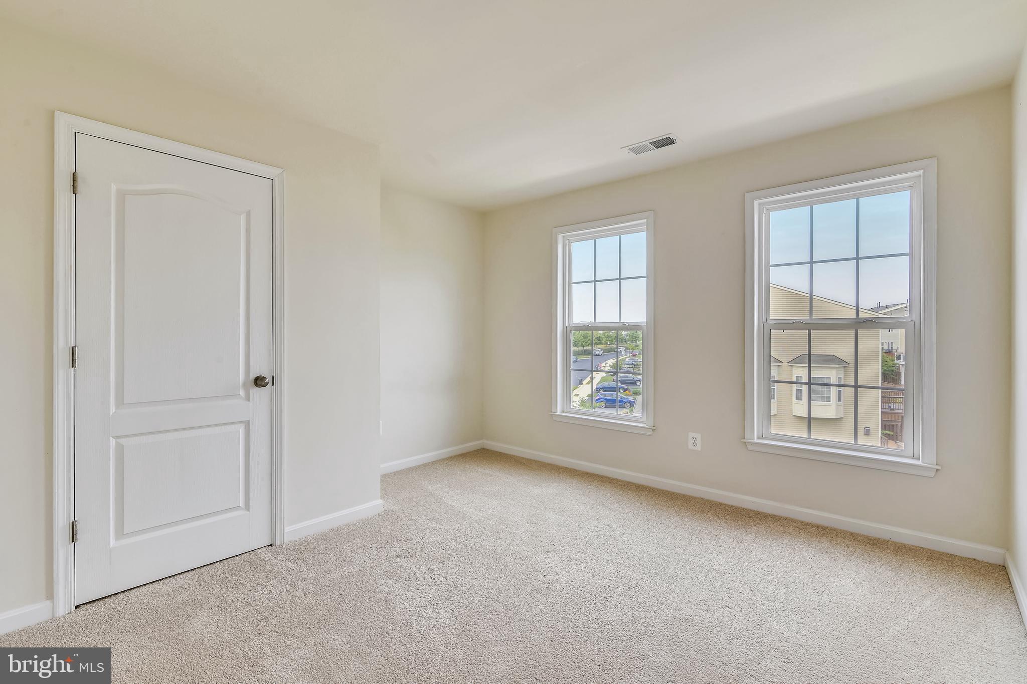 STONE RIDGE - Residential