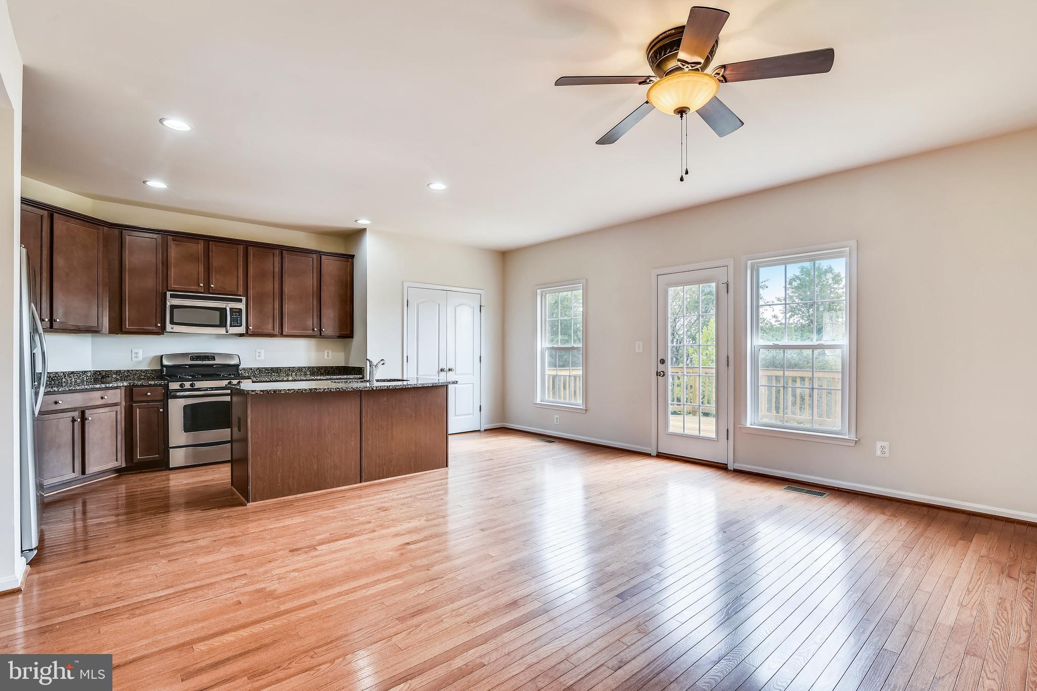 STONE RIDGE - Residential