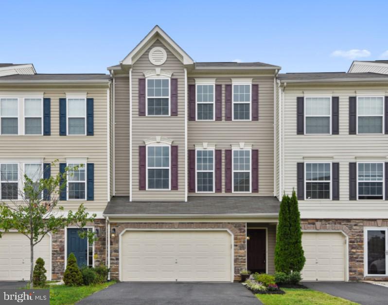 STONE RIDGE - Residential