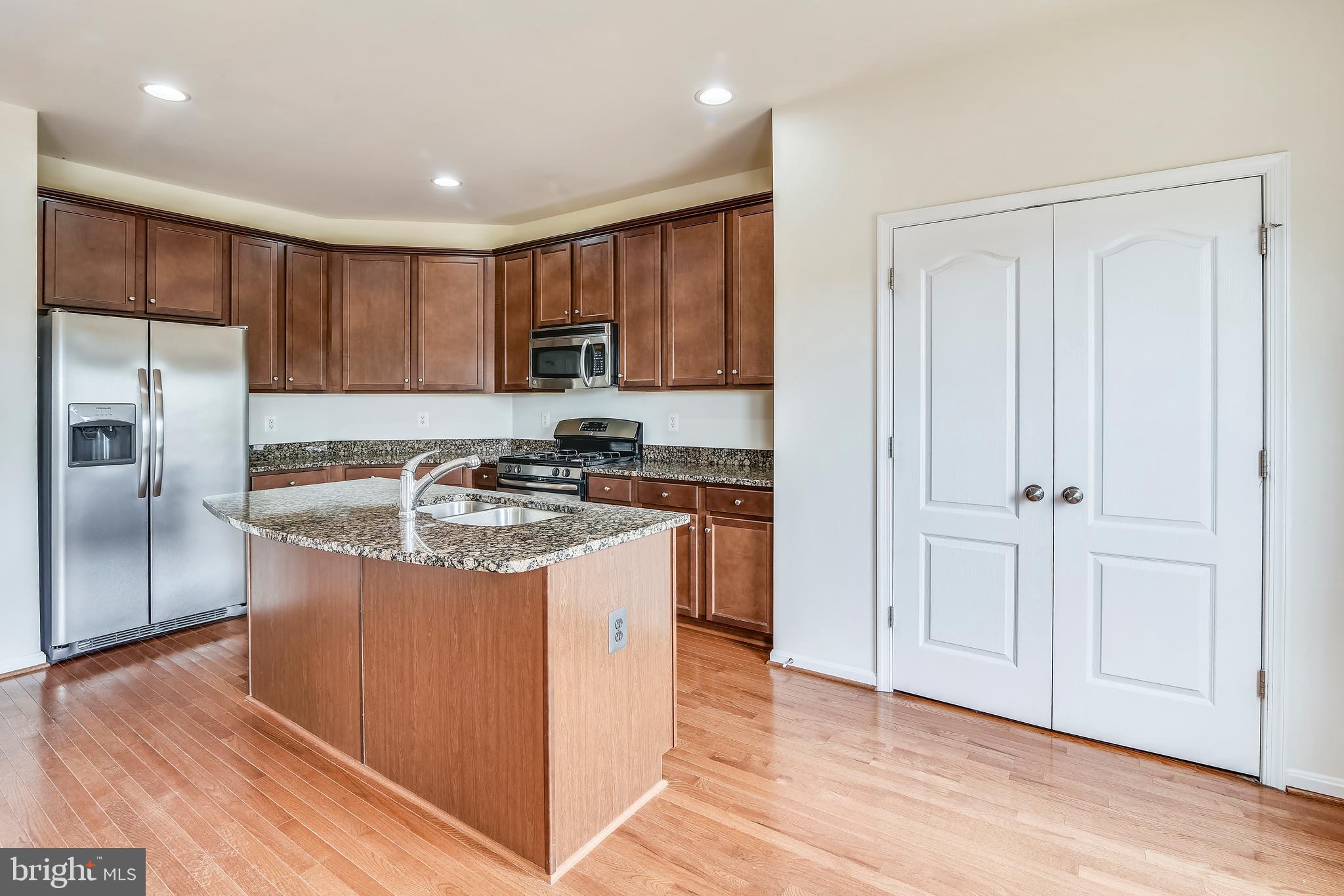 STONE RIDGE - Residential