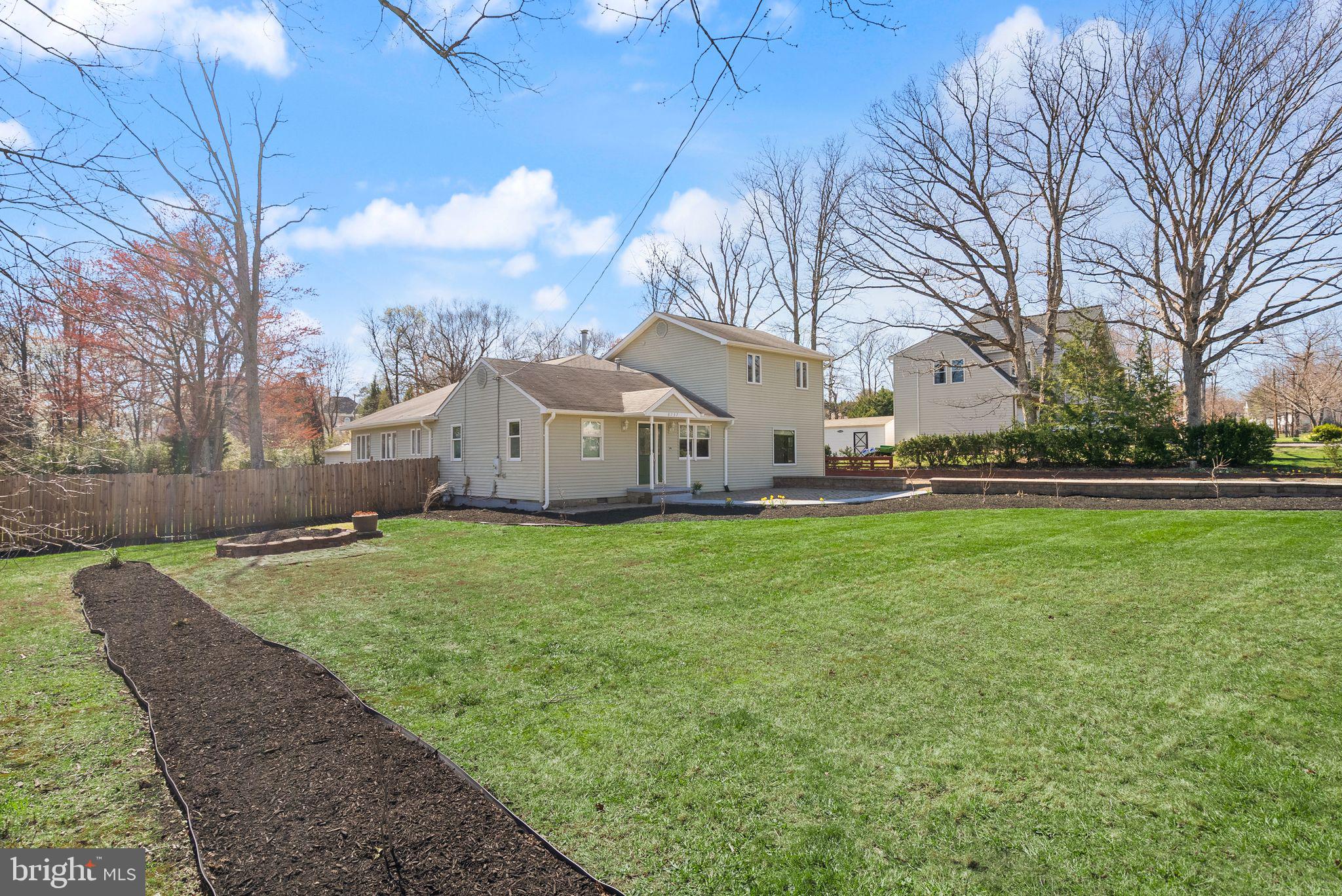 CHAPEL ACRES - Residential