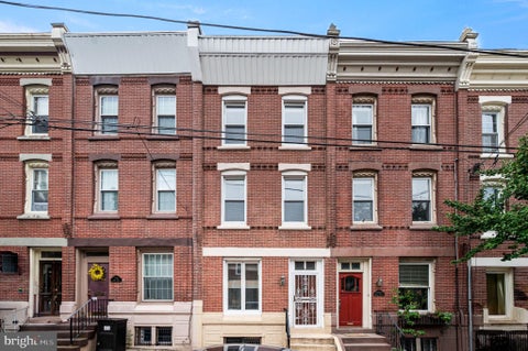 Photo of 2712 Brown Street, PHILADELPHIA, PA 19130 (MLS # PAPH2662920)