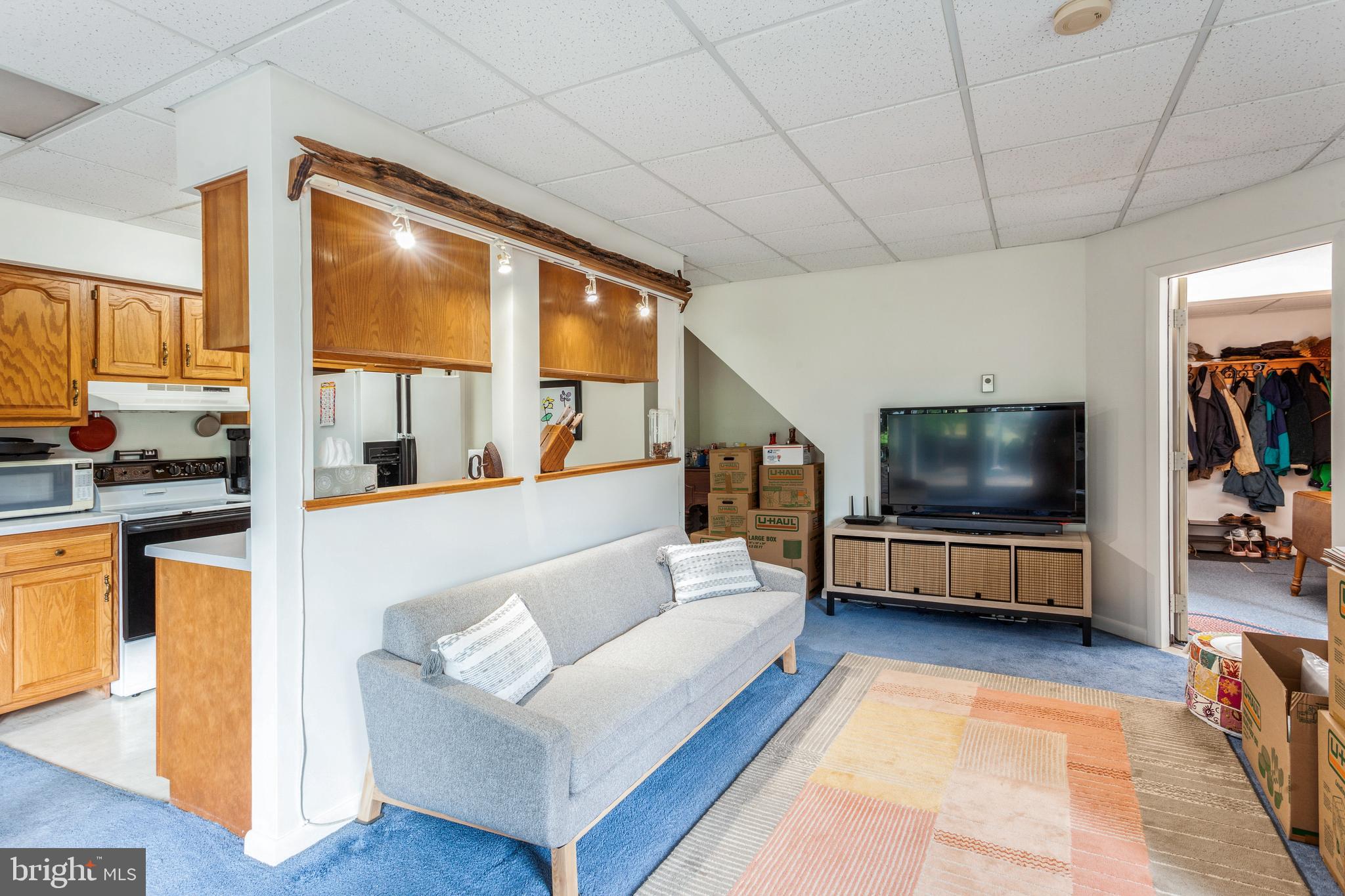 KALTEN ACRES - Residential