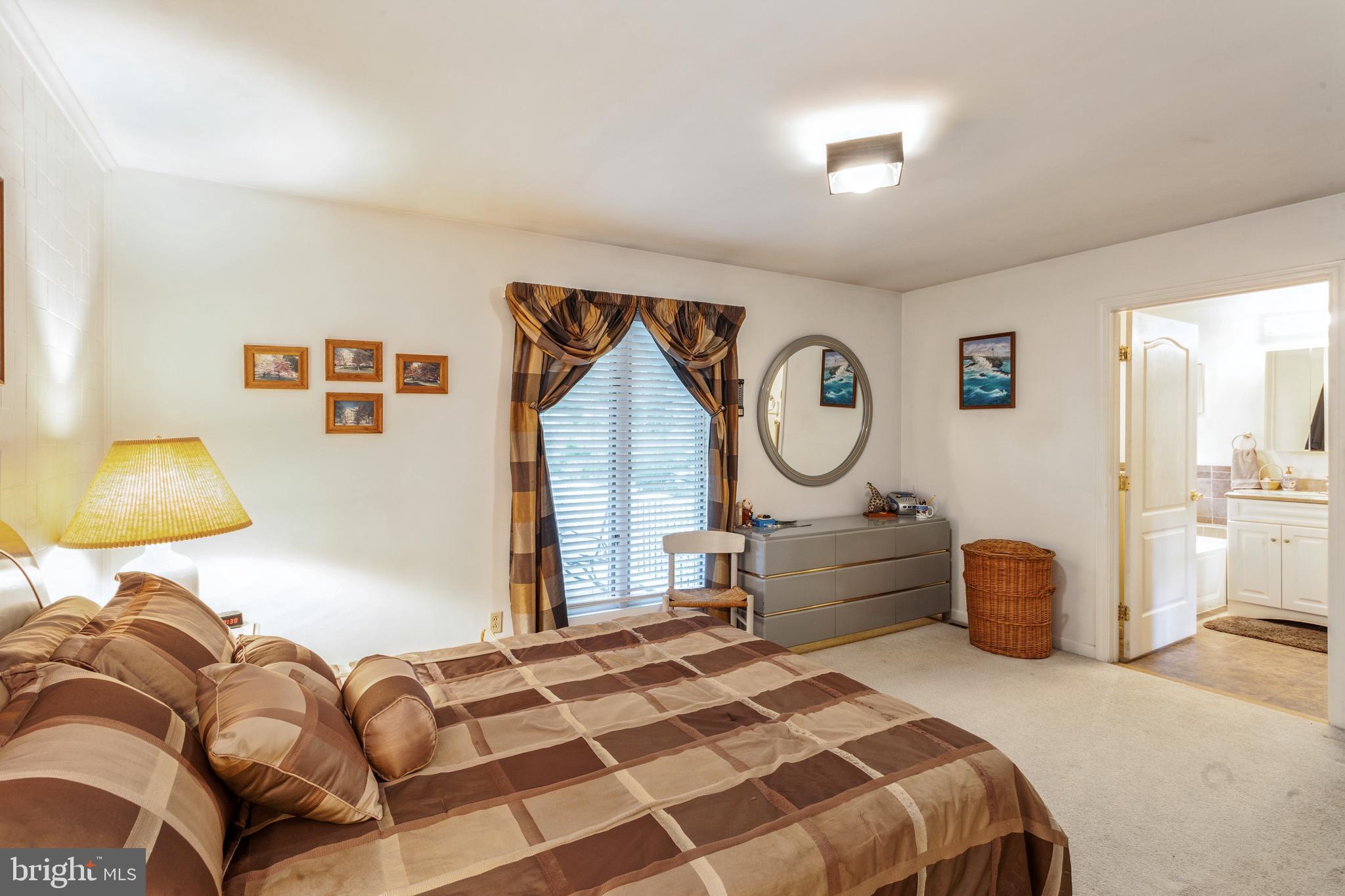 KALTEN ACRES - Residential