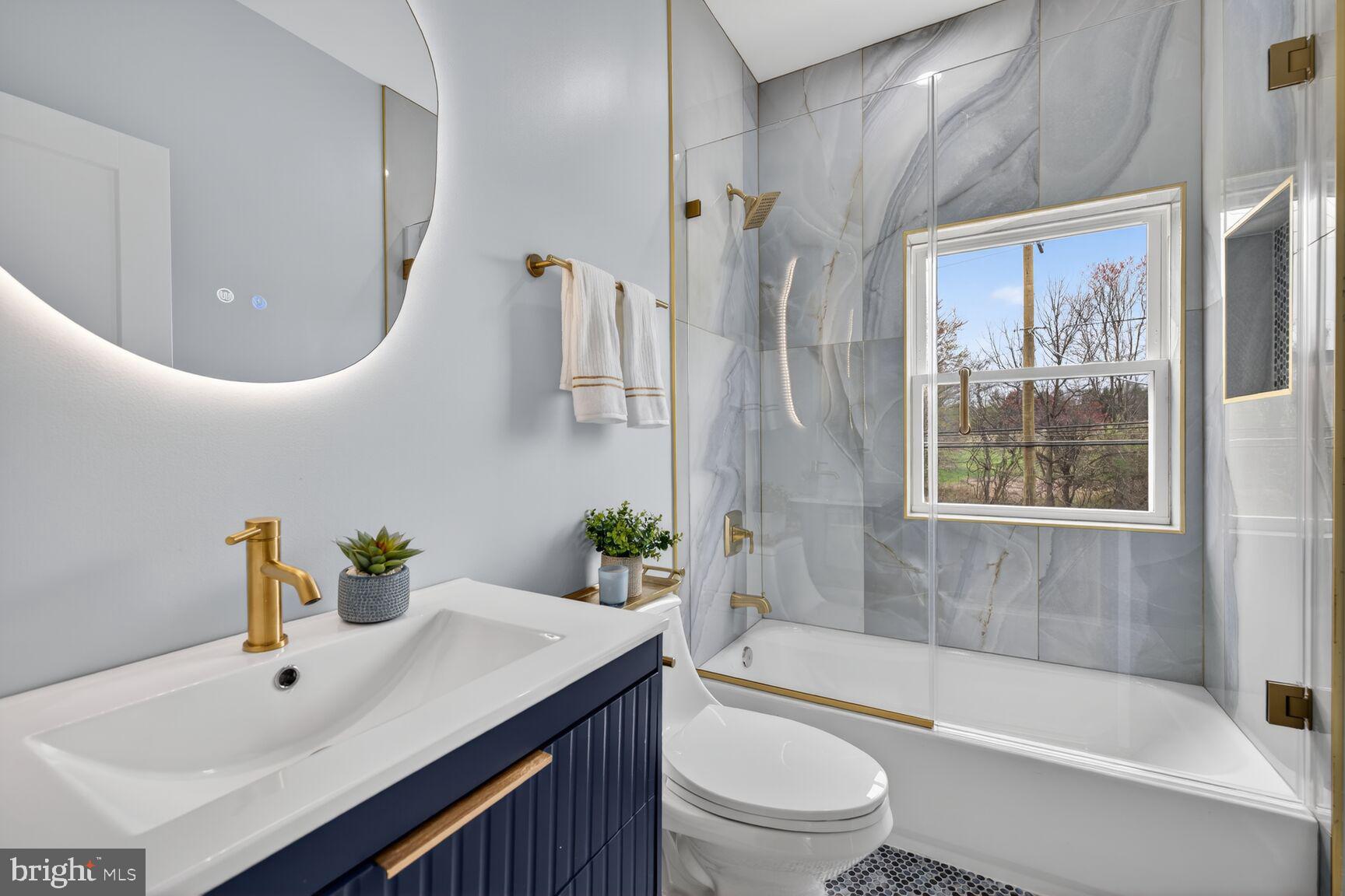 DARNESTOWN OUTSIDE - Residential