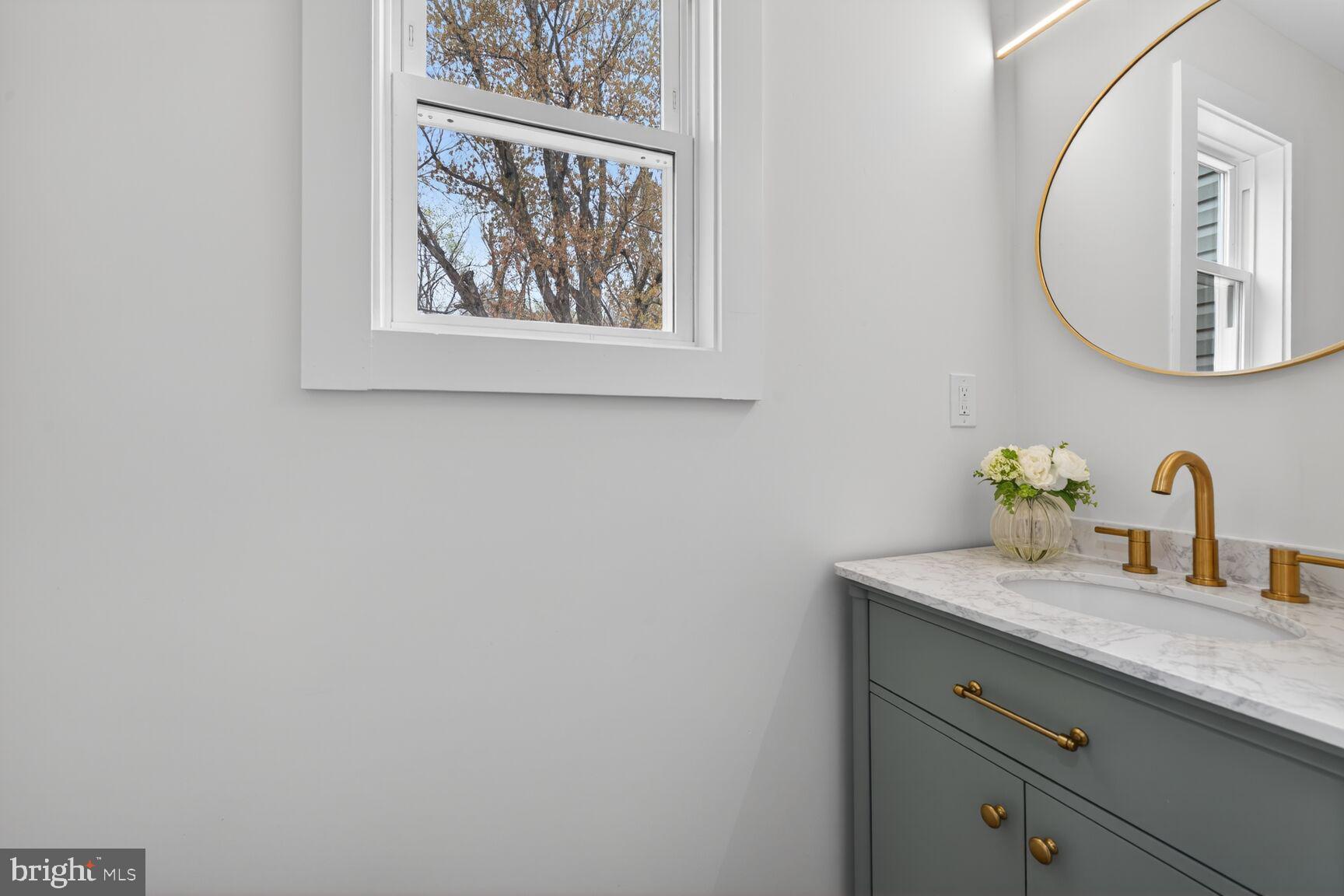 DARNESTOWN OUTSIDE - Residential