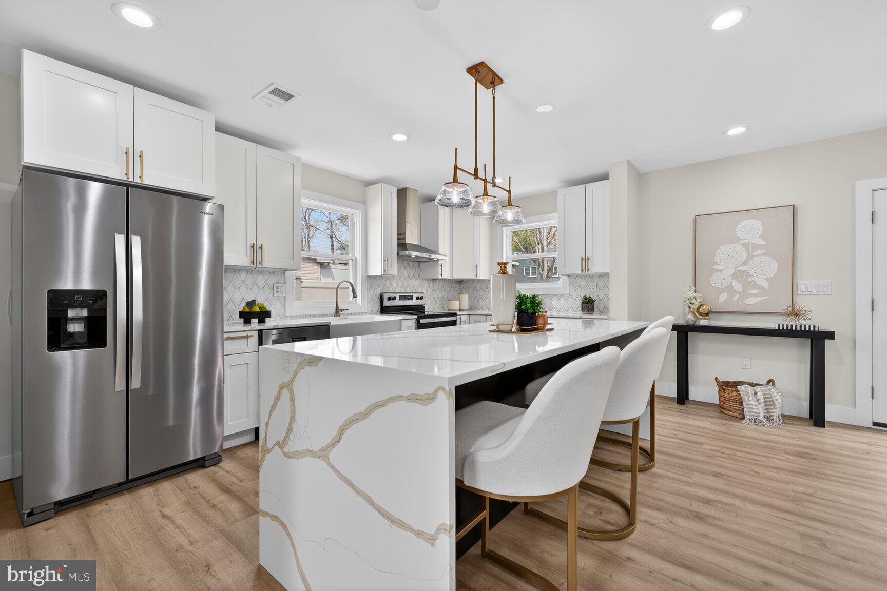 DARNESTOWN OUTSIDE - Residential