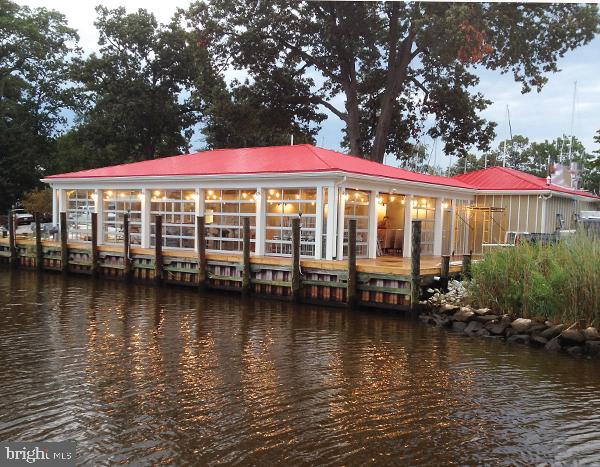 HIDDEN RIDGE - Residential