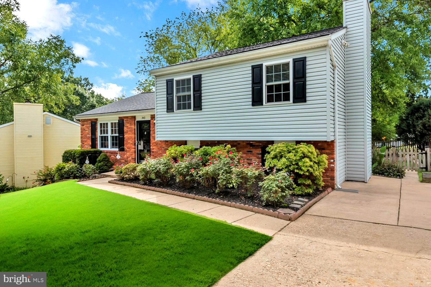 HIDDEN RIDGE - Residential