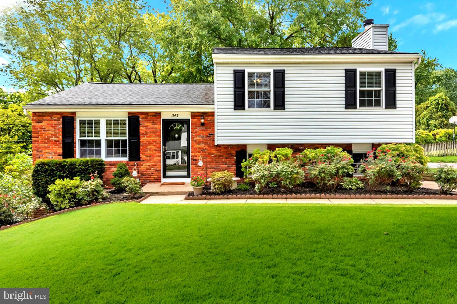 HIDDEN RIDGE - Residential