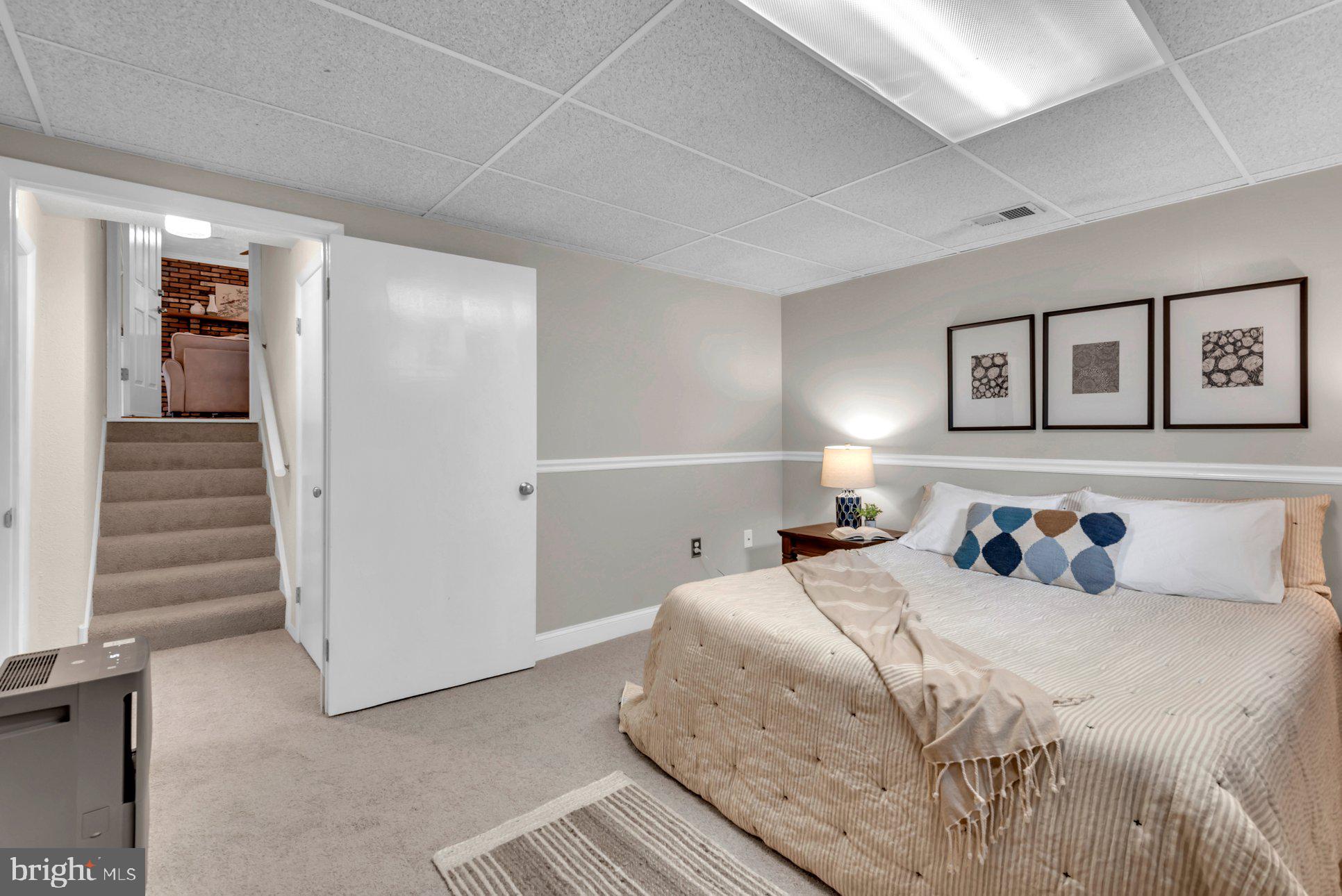 HIDDEN RIDGE - Residential