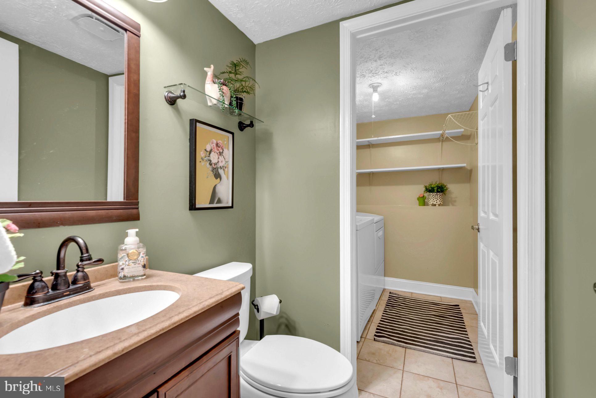 HIDDEN RIDGE - Residential