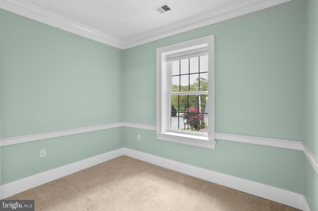 N EASTON - Residential Lease