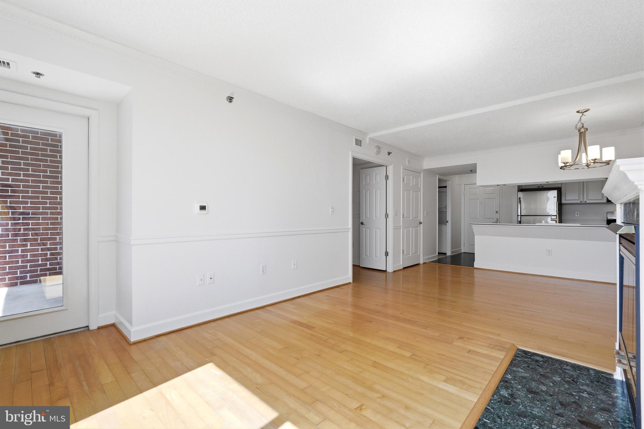 1276 N WAYNE STREET 319