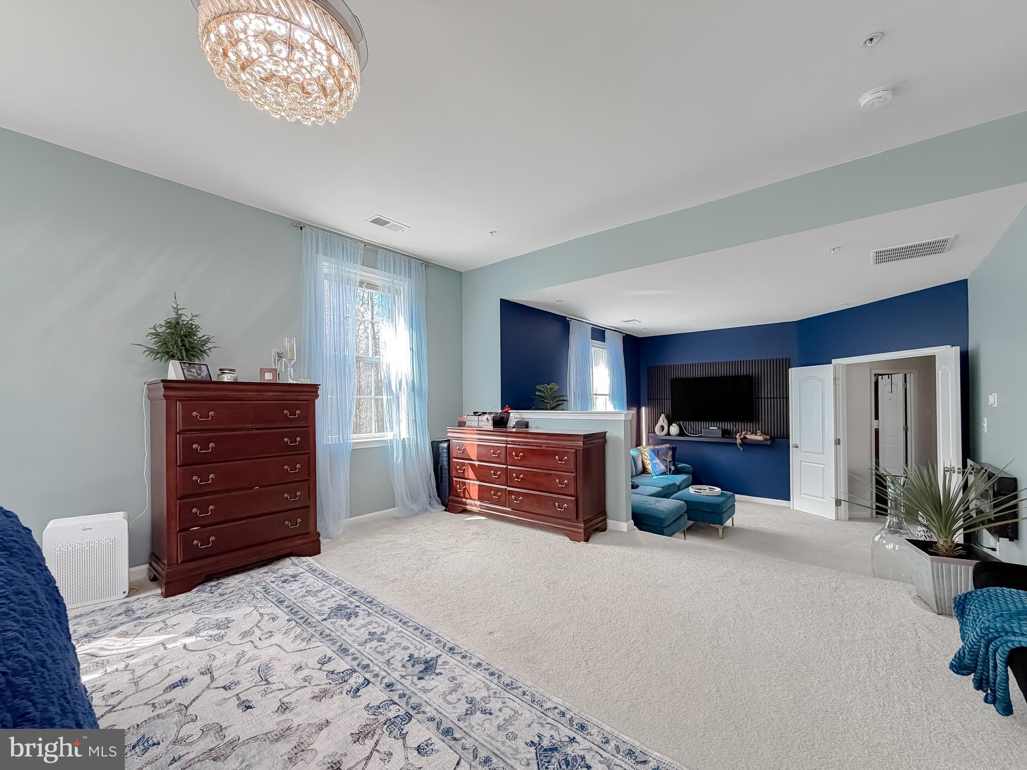 RIVERGATE ESTATES - Residential