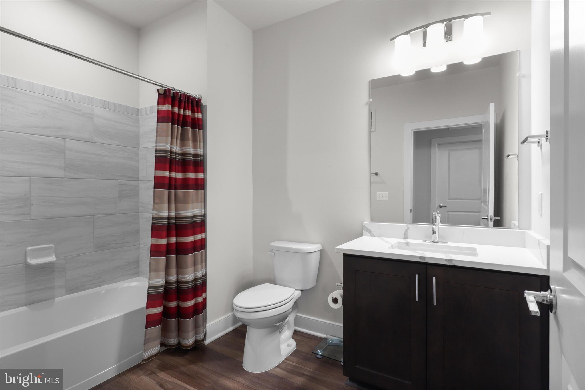 THE FLATS AT NATIONAL HARBOR - Residential