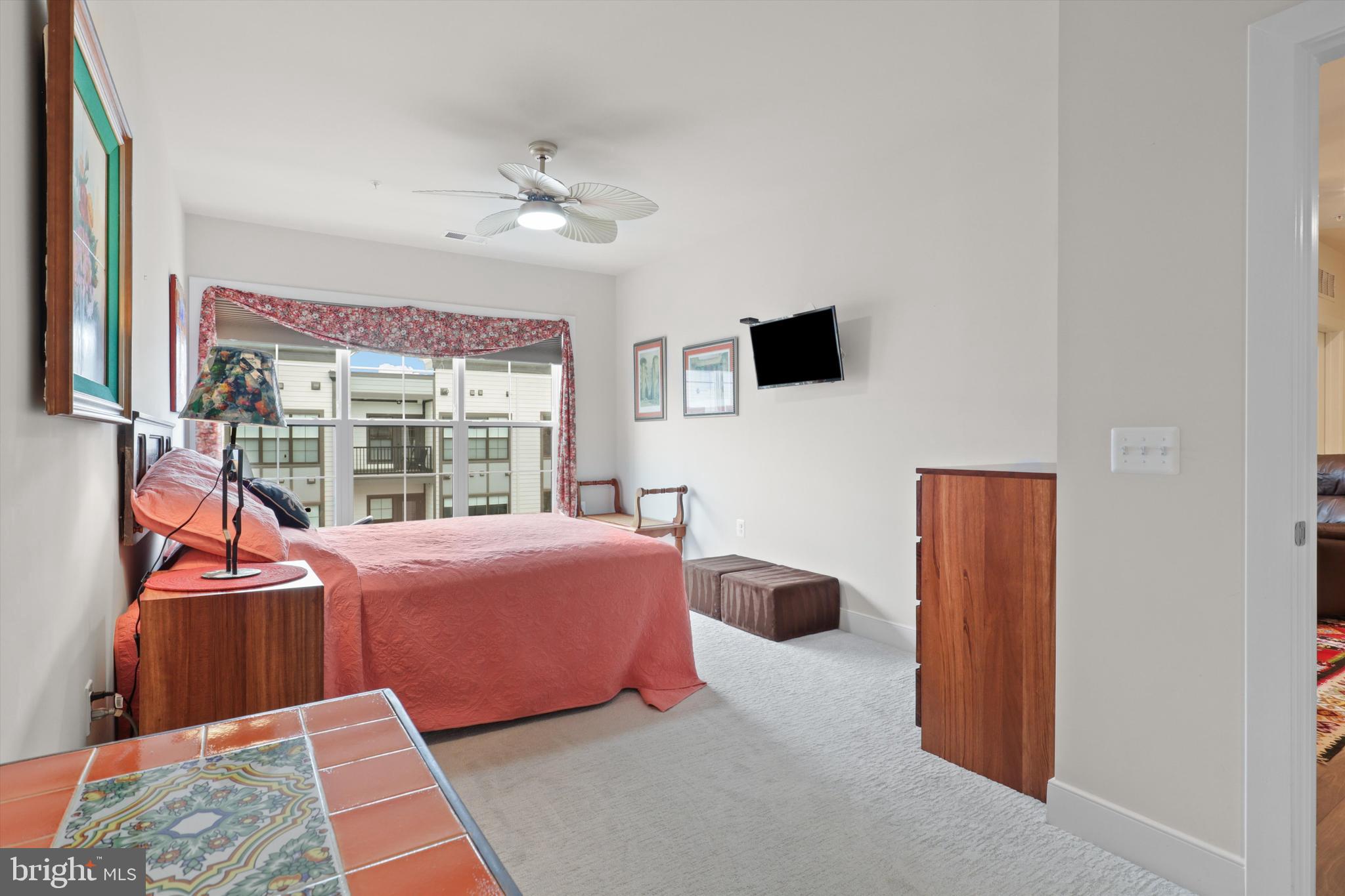 THE FLATS AT NATIONAL HARBOR - Residential