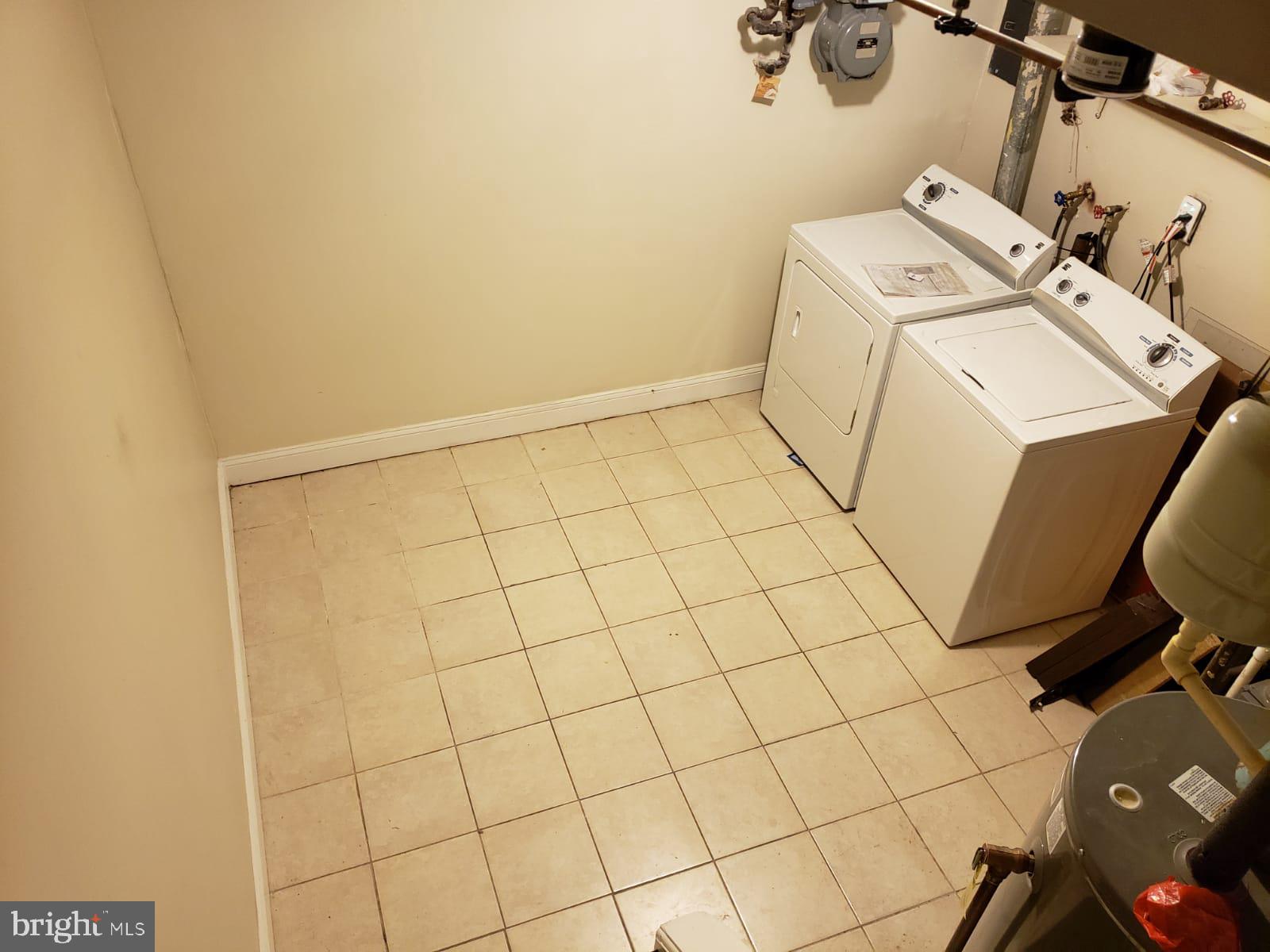 KIMBERLY PLACE - Residential Lease