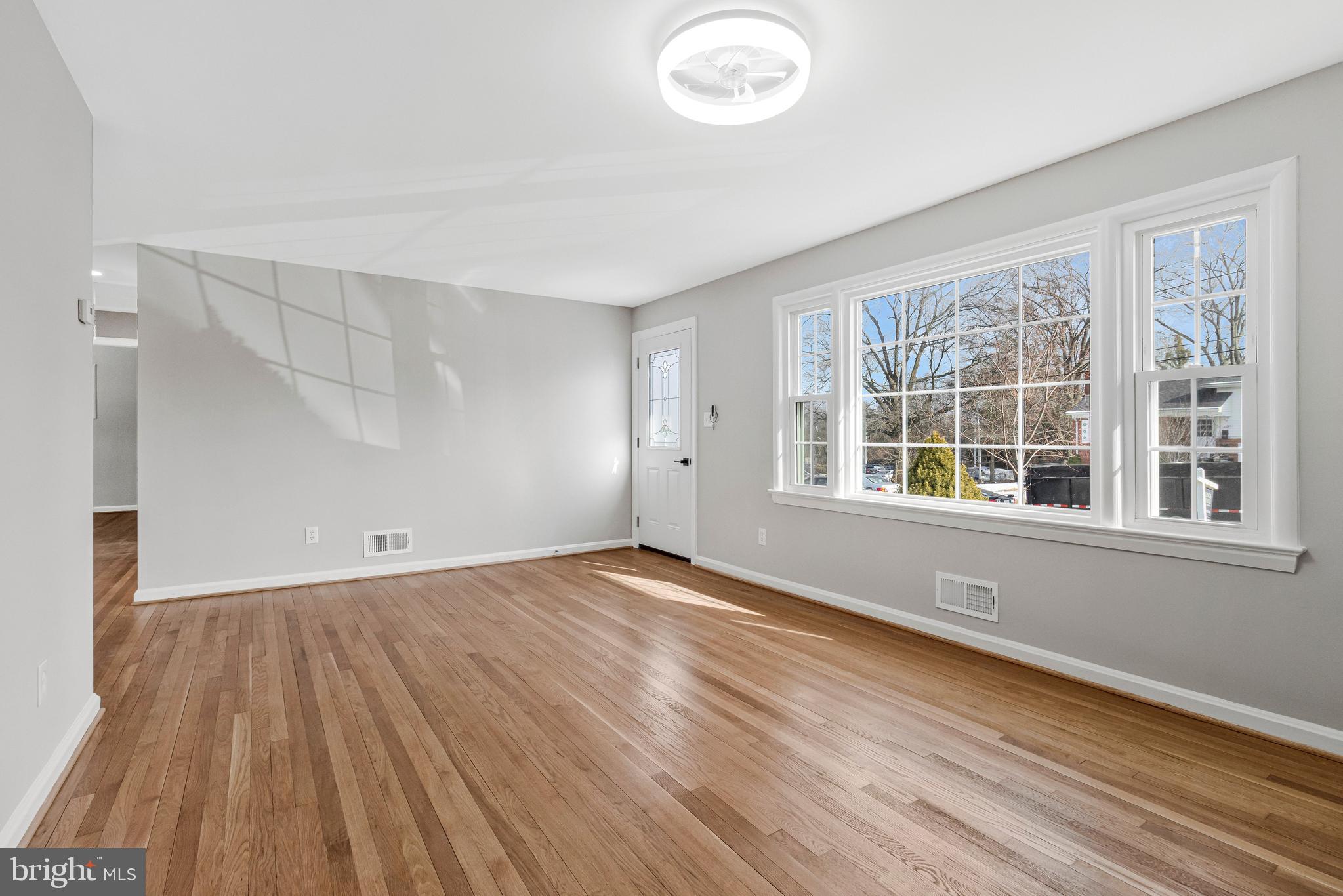 MONTGOMERY ESTATES - Residential