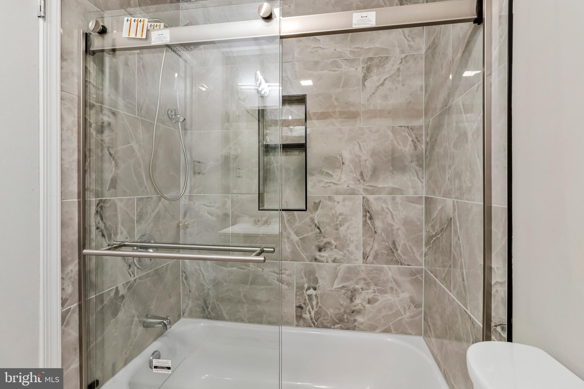 MONTGOMERY ESTATES - Residential