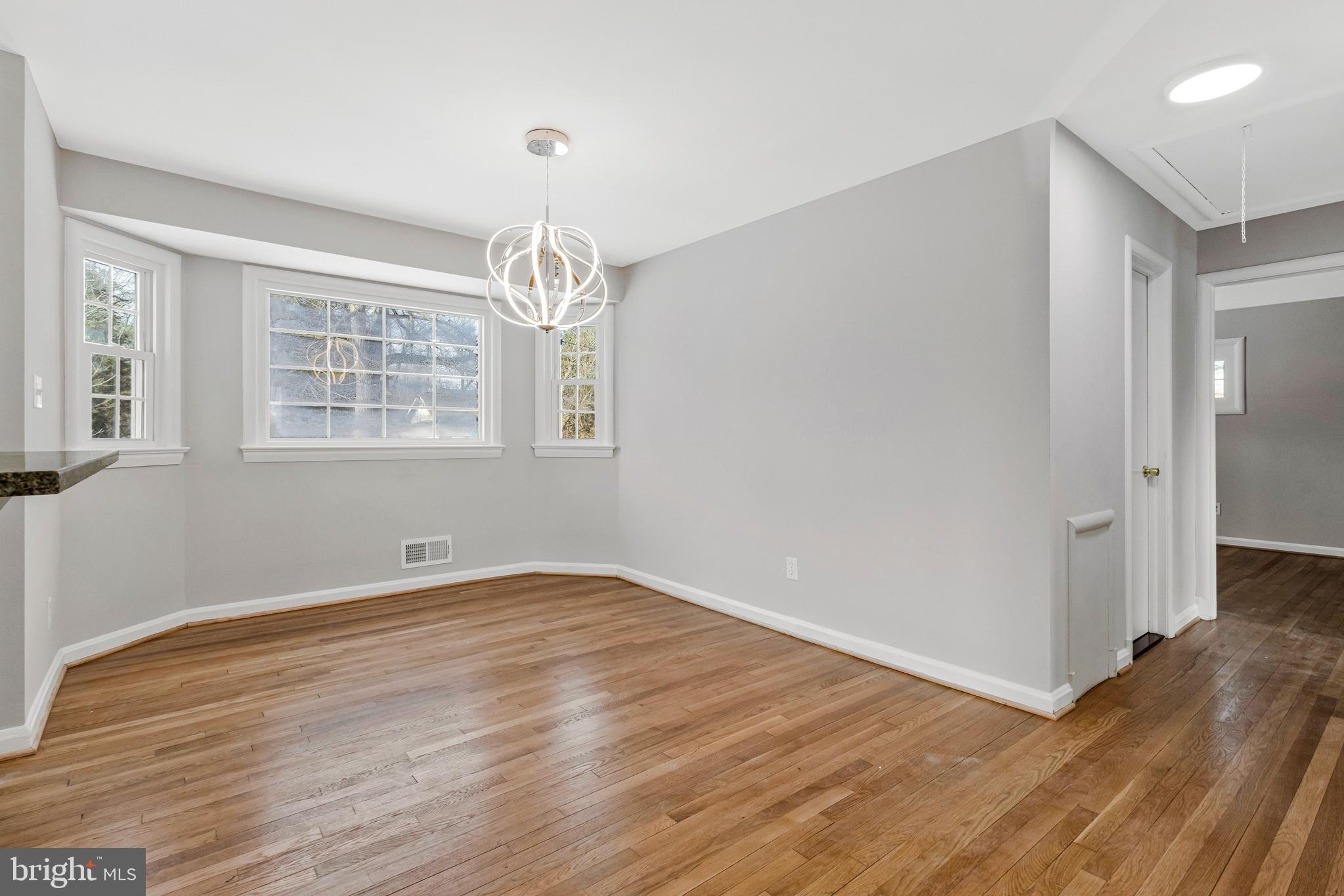 MONTGOMERY ESTATES - Residential