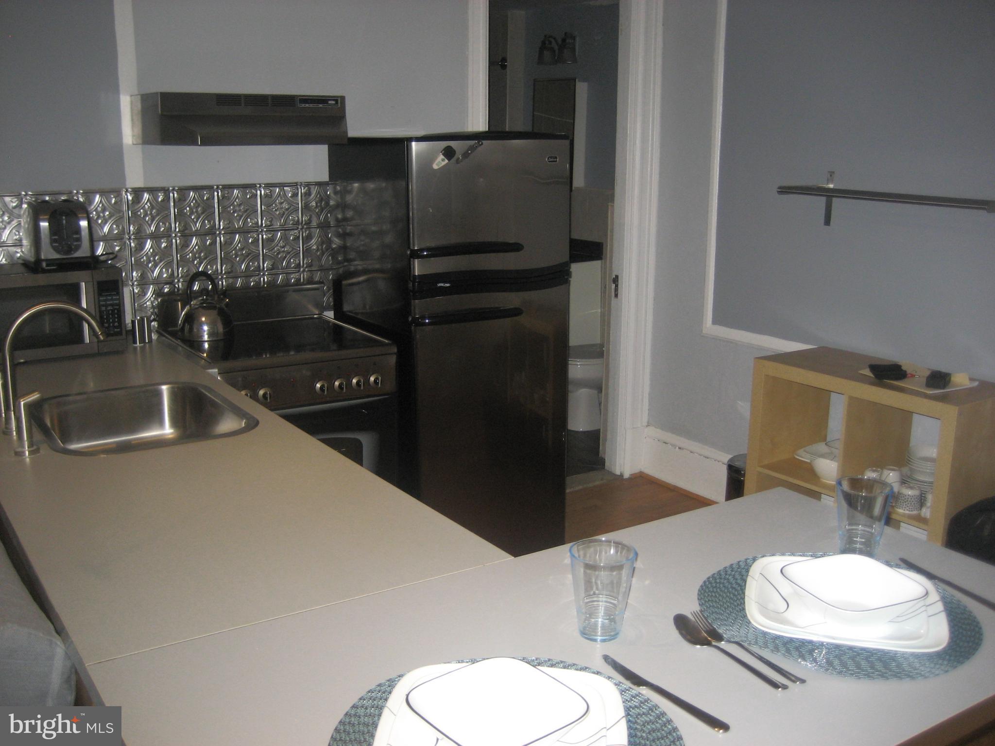 CENTER CITY - Residential Lease