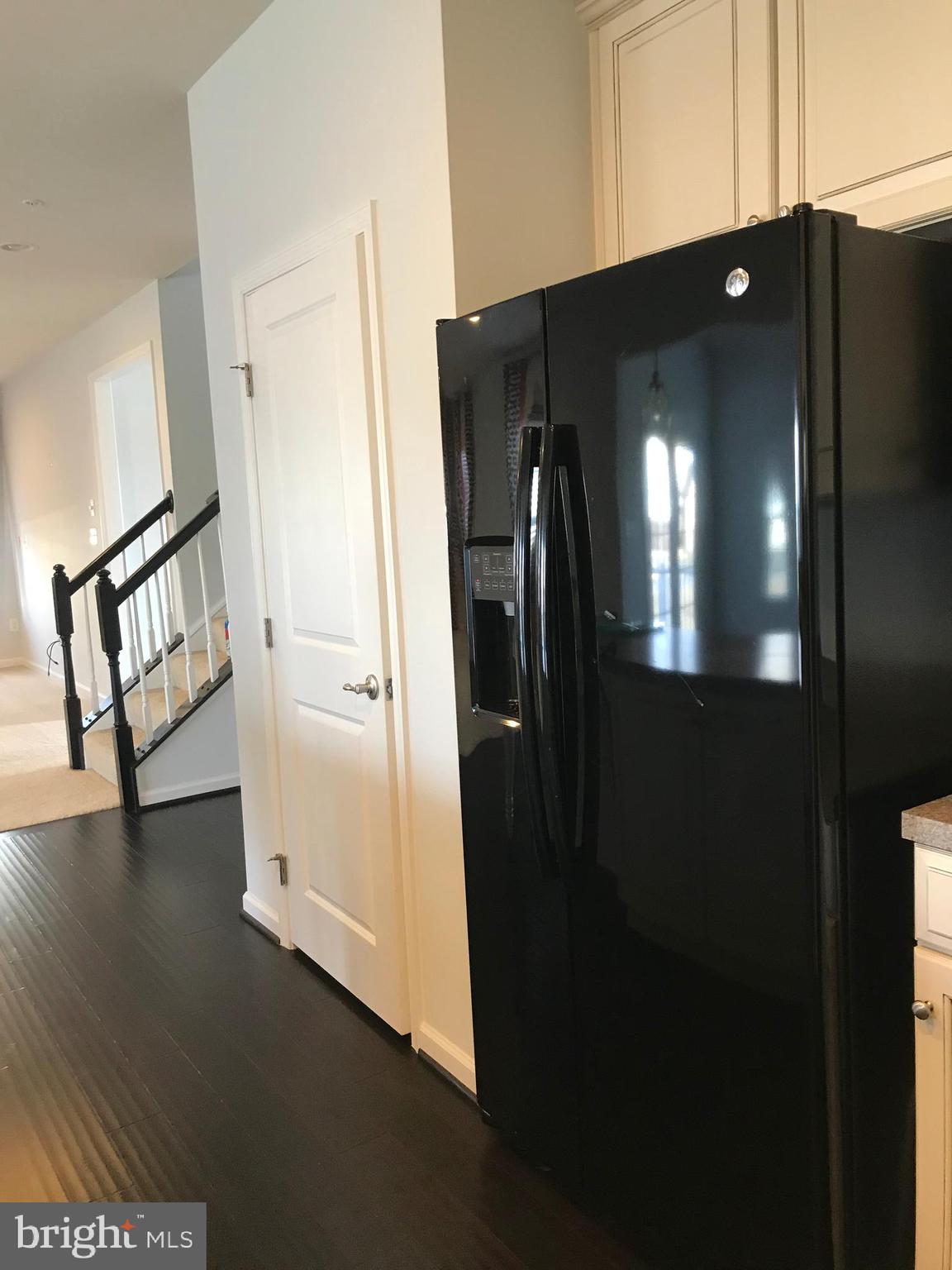 LOVETTSVILLE TOWN CENTER - Residential