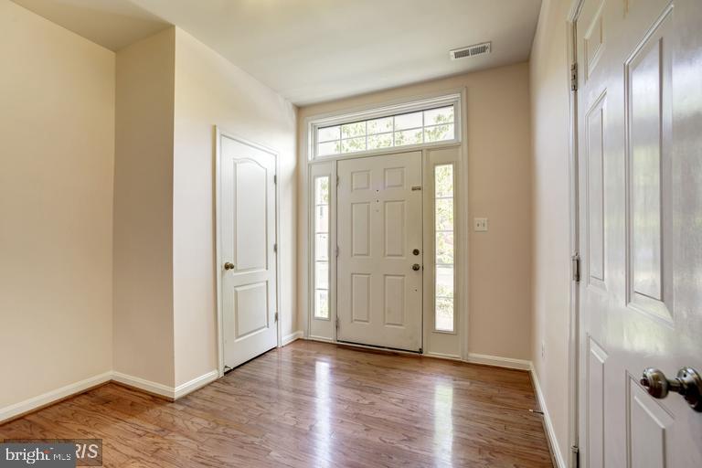 WOODLAND PARK - Residential Lease