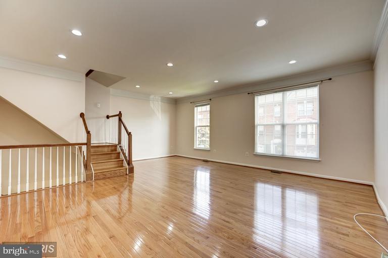 WOODLAND PARK - Residential Lease