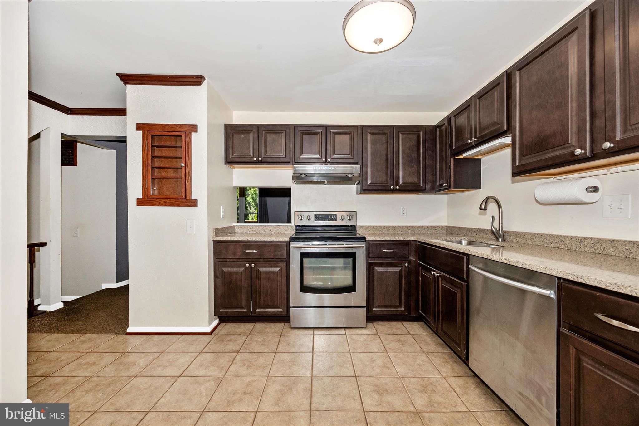 CARROLL PARK MANOR - Residential