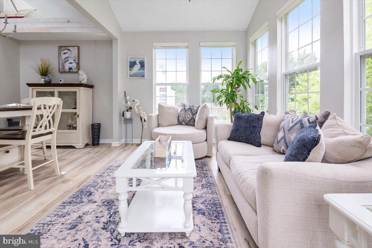 NORTH BROOK - Residential