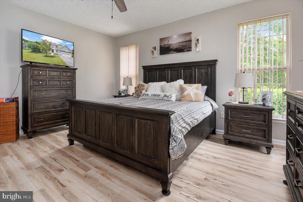 NORTH BROOK - Residential