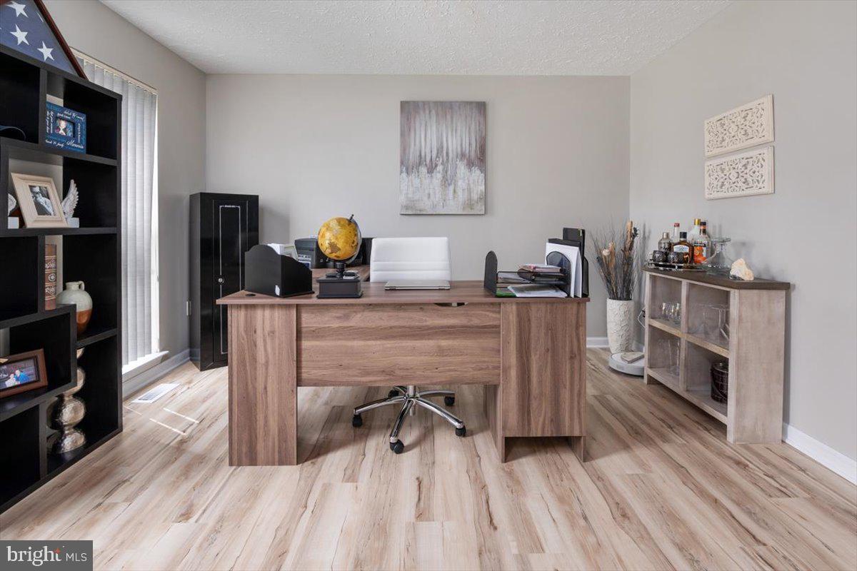 NORTH BROOK - Residential