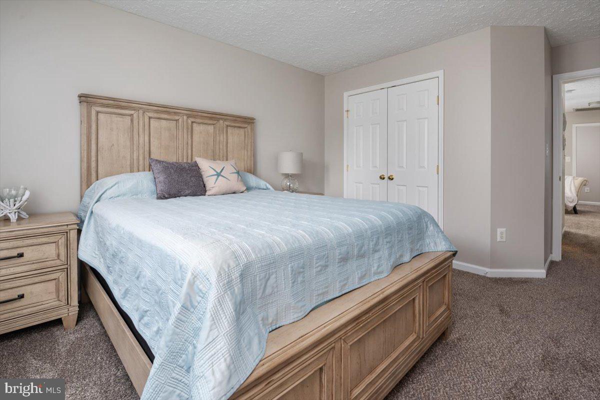 NORTH BROOK - Residential