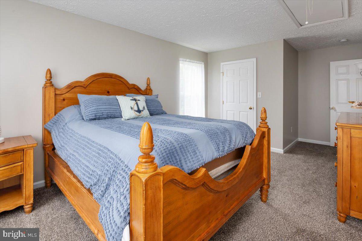 NORTH BROOK - Residential