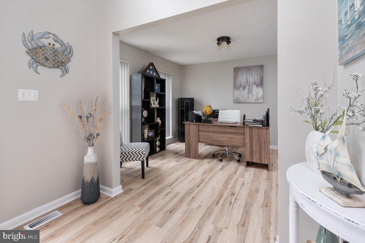 NORTH BROOK - Residential