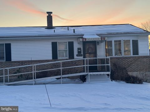 3428 RAYMOND STREET READING PA 19605