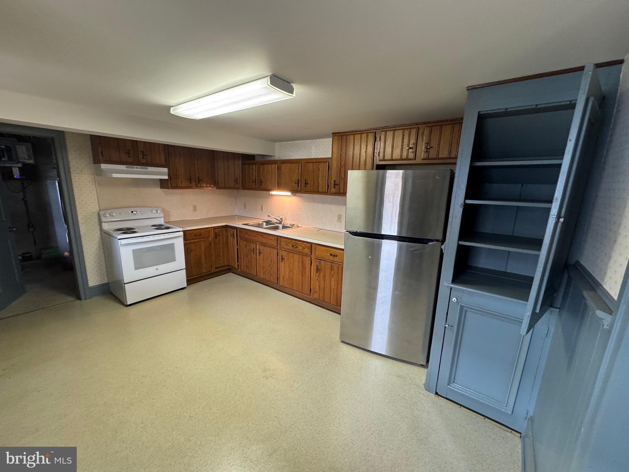 NONE AVAILABLE - Residential Lease